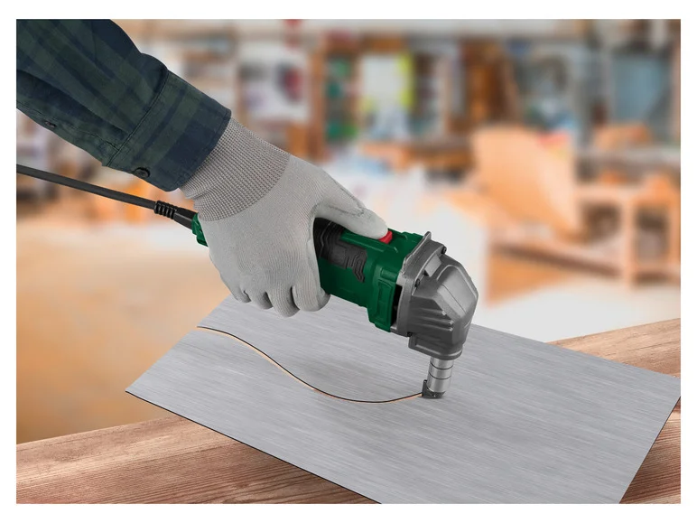 PARKSIDE® Grignoteuse PMK 550 C2. 550 W