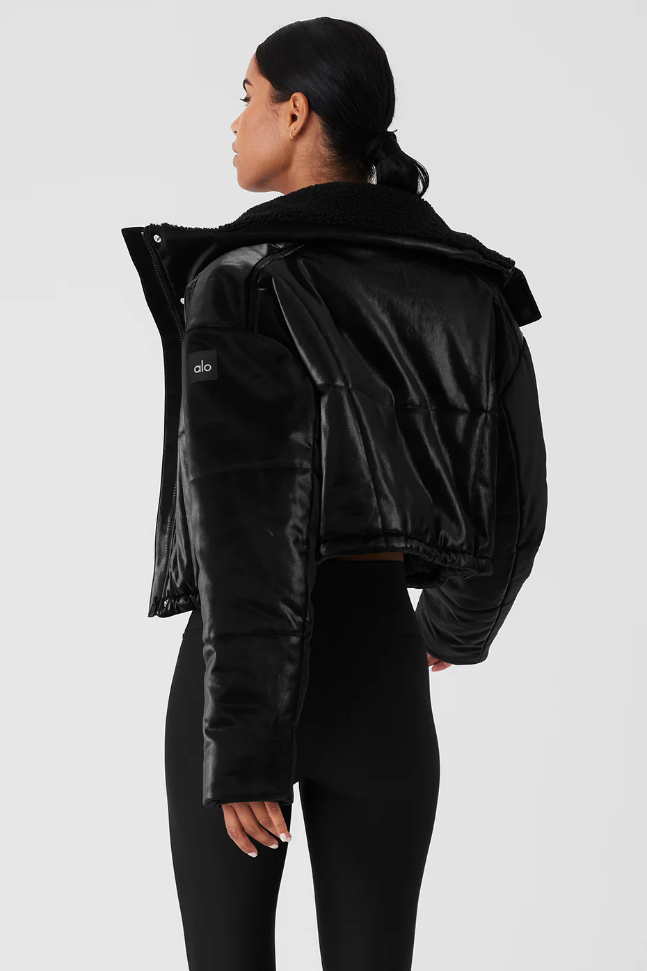 Orion Cropped Puffer - Black