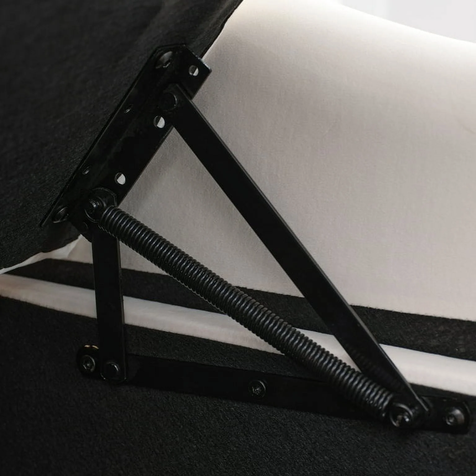 MUZZ Modern Velvet Chaise Lounge Indoor Chair,Tufted Long Lounge with Pillow for Living Room/Bedroom/Office（Beige)