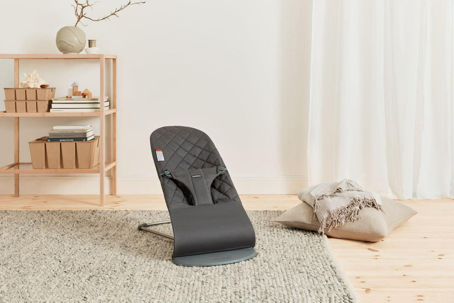 BabyBjorn Bouncer Bliss Baby Bouncers with Cotton. Classic Quilt. Anthracite