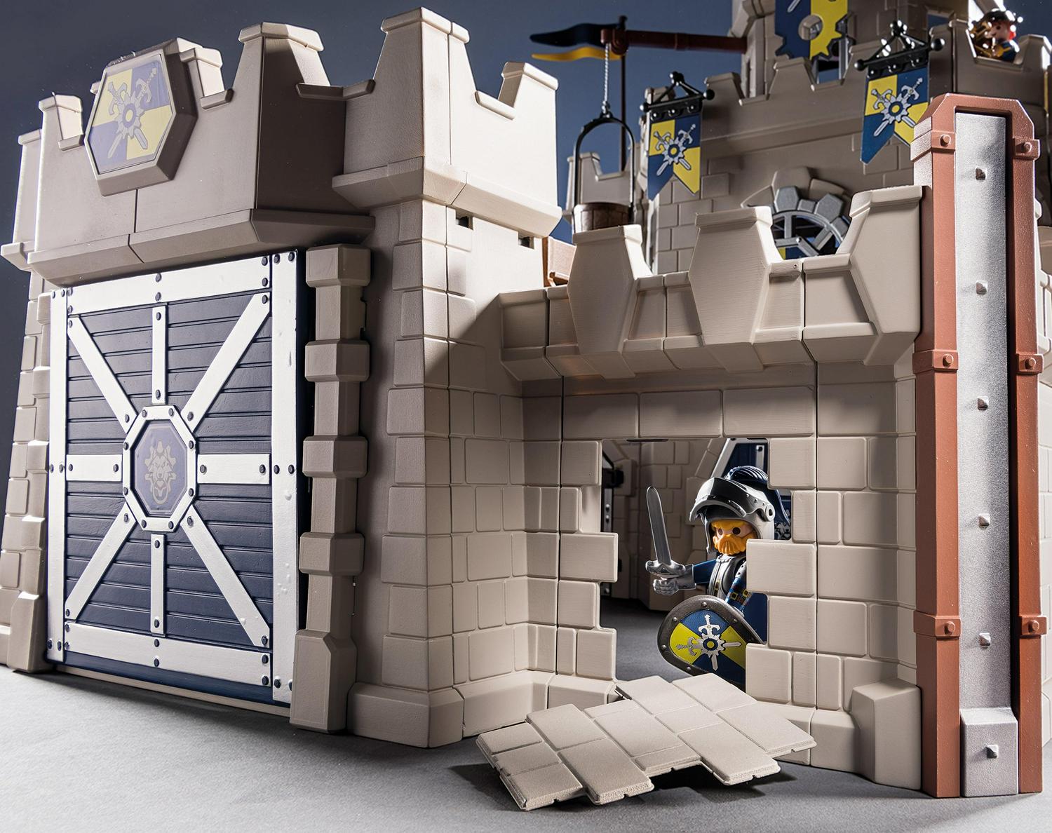 PLAYMOBIL Grand Castle of Novelmore